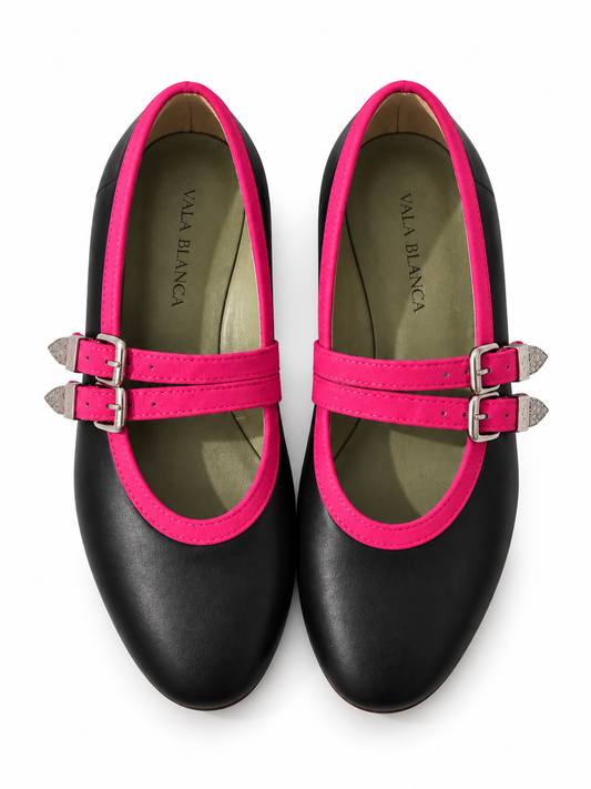 Texana negra con ribete rosa