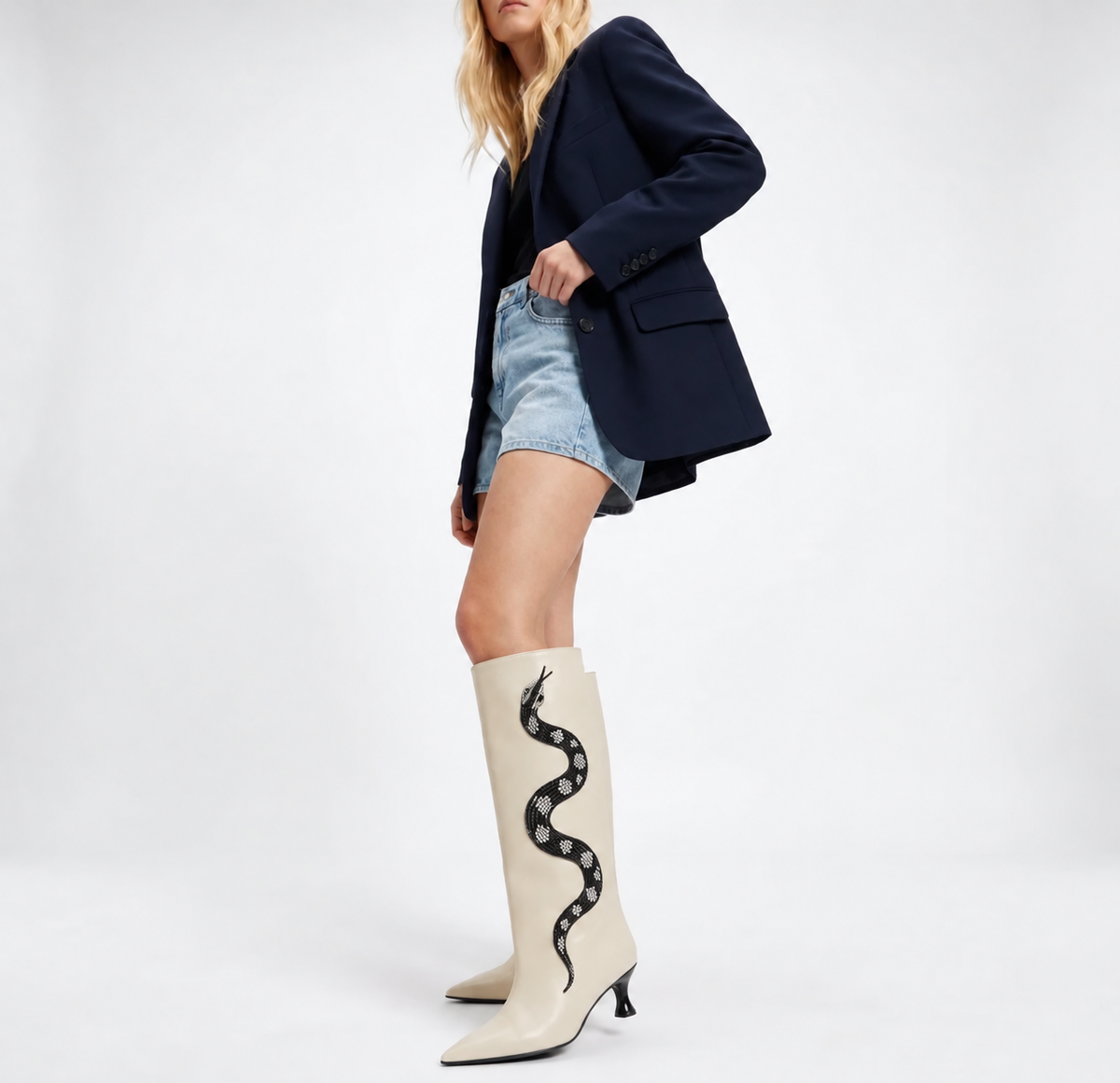 Ananá Boot Blanca Serpiente Negra