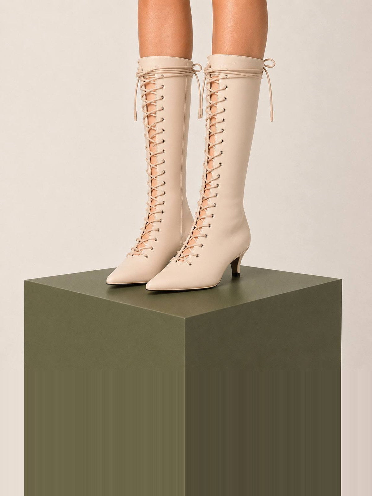 Desert short cane cream