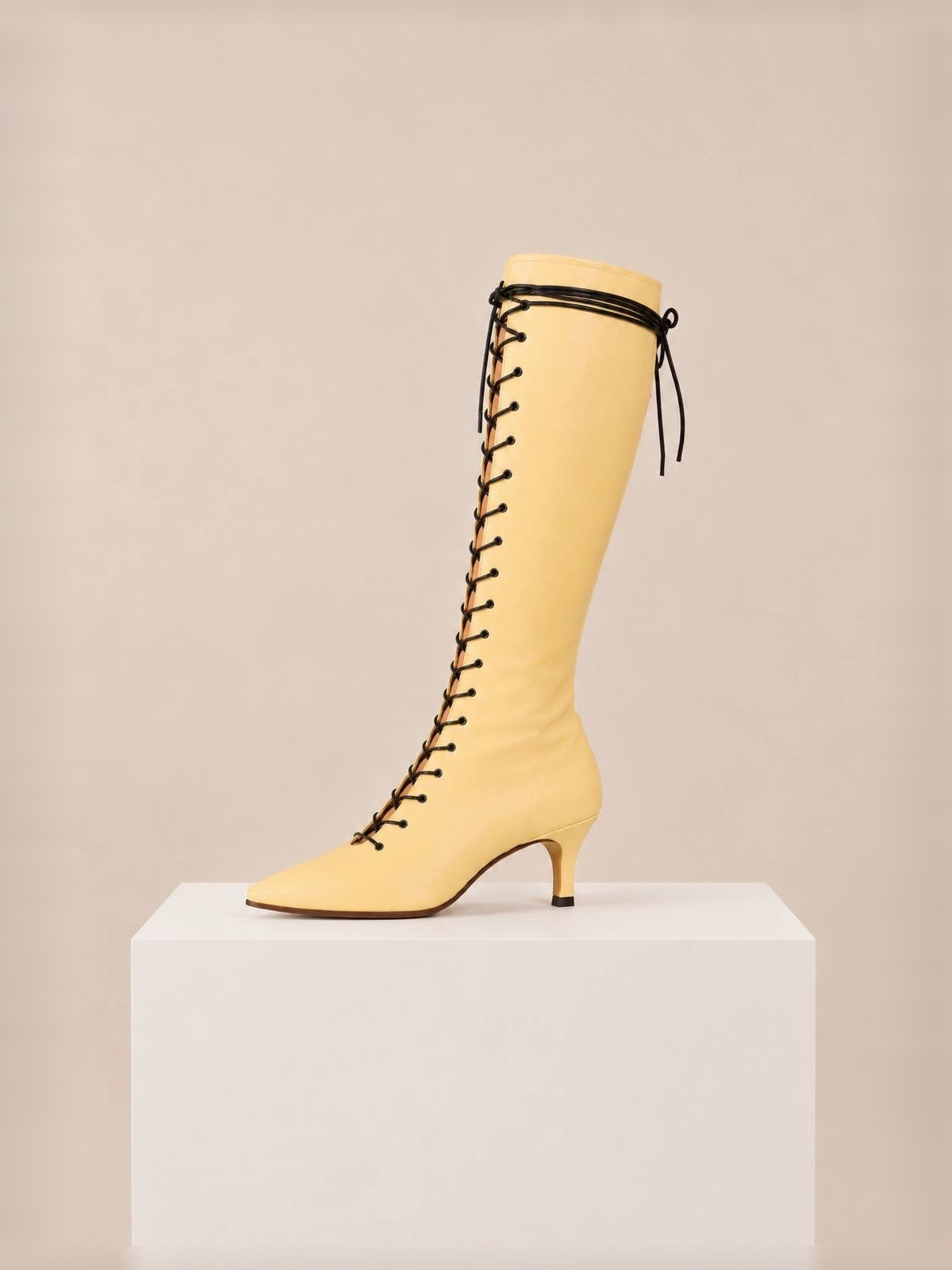 Desert short cane yellow