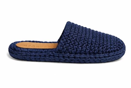 Room 611 azul marino