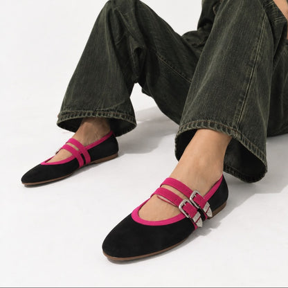 Texana negra con ribete rosa