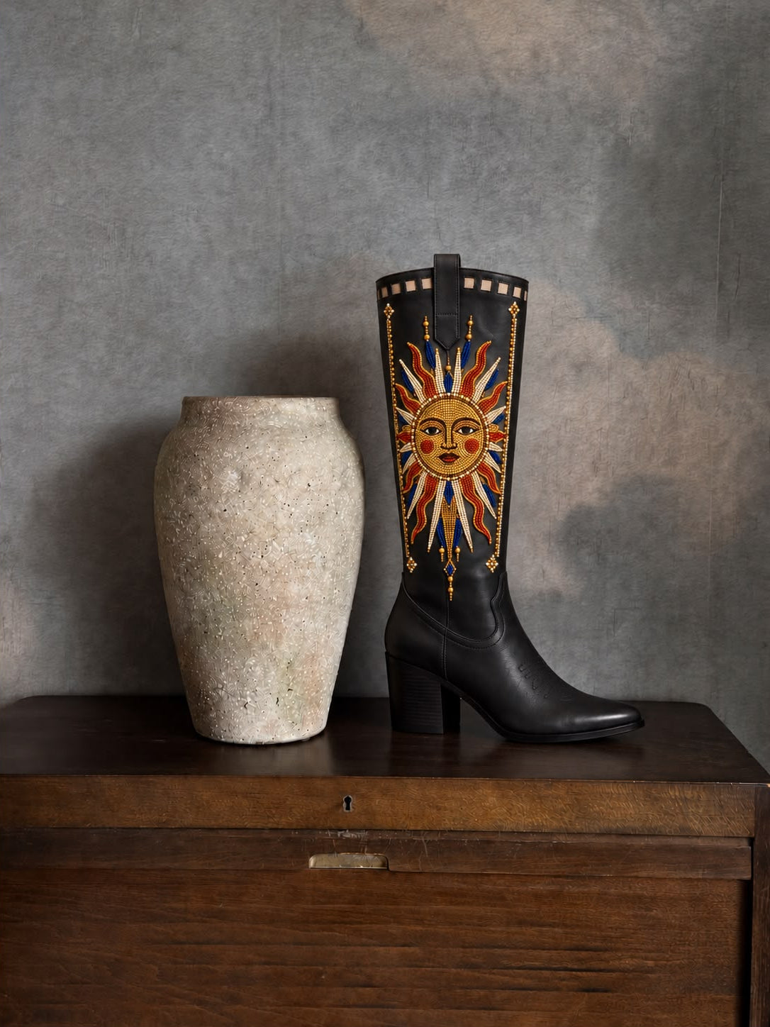 Desert Muse black